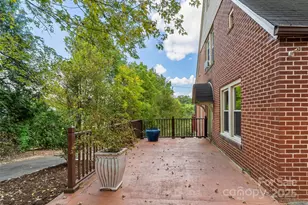 1205 E Union St, Morganton, NC 28655 - Photo 28