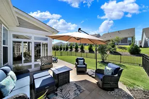 10313 Superb Ln, Charlotte, NC 28215 - Photo 32