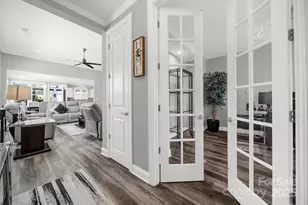 10313 Superb Ln, Charlotte, NC 28215 - Photo 4