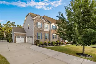 16001 Arabian Mews Ln, Charlotte, NC 28278 - Photo 4