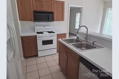 141 Eagle Court, Mooresville, NC 28117 - Photo 6