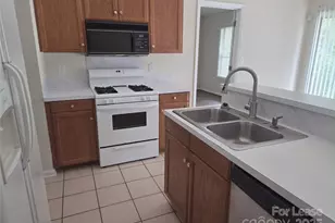 141 Eagle Ct, Mooresville, NC 28117 - Photo 6