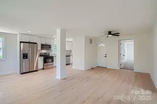 1406 Shepard St, Kannapolis, NC 28083 - Photo 2