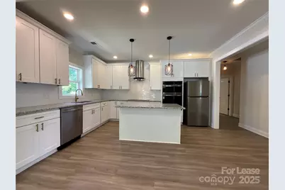 307 N Catawba Street, Lancaster, SC 29720 - Photo 6