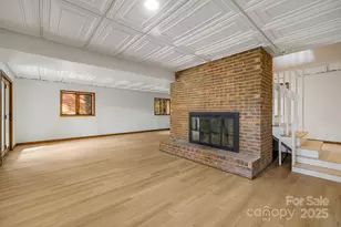 402 Woodfield Dr, Asheville, NC 28803 - Photo 34