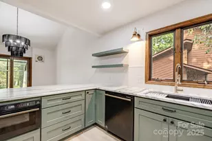 402 Woodfield Dr, Asheville, NC 28803 - Photo 12