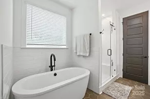 1613 N McDowell St, Charlotte, NC 28205 - Photo 28