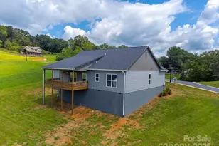 381 Scenic Rdg Cir, Franklin, NC 28734 - Photo 38