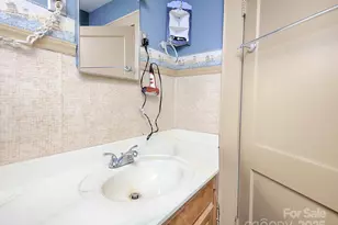 731 E Center Ave, Mooresville, NC 28115 - Photo 16