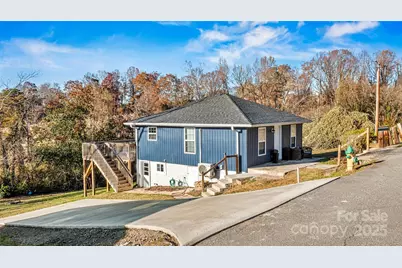 428 Folk Street NW, Lenoir, NC 28645 - Photo 2