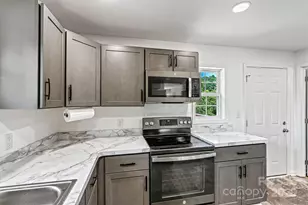 428 Folk St NW, Lenoir, NC 28645 - Photo 12