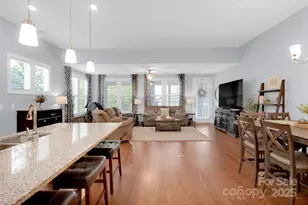 8206 Festival Wy, Charlotte, NC 28215 - Photo 10