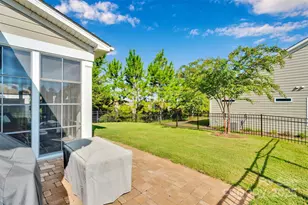 8206 Festival Wy, Charlotte, NC 28215 - Photo 4