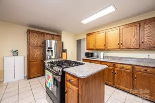 575 Boxwood St, Hudson, NC 28638 - Photo 34