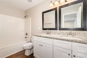 9012 Hedge Maple Rd, Charlotte, NC 28269 - Photo 16