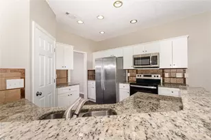 9012 Hedge Maple Rd, Charlotte, NC 28269 - Photo 6