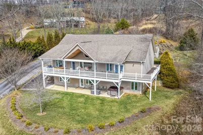 140 Debbie Loop, Waynesville, NC 28786 - Photo 2