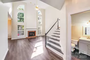 10437 Rougemont Ln, Charlotte, NC 28277 - Photo 14
