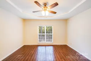 10437 Rougemont Ln, Charlotte, NC 28277 - Photo 26