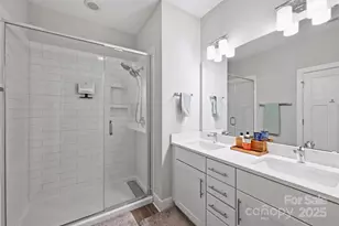 2438 Brelade Pl, Charlotte, NC 28203 - Photo 32