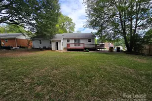 21203 Pine Ridge Dr, Cornelius, NC 28031 - Photo 14