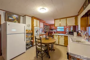 165 Cattail Creek Rd, Burnsville, NC 28714 - Photo 28