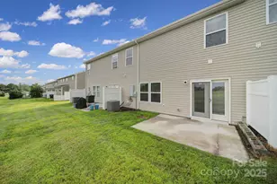 832 Summerlake Dr, Fort Mill, SC 29715 - Photo 32