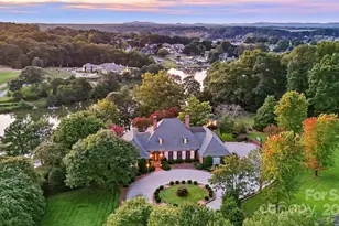 364 39th Ave Dr NW, Hickory, NC 28601 - Photo 4