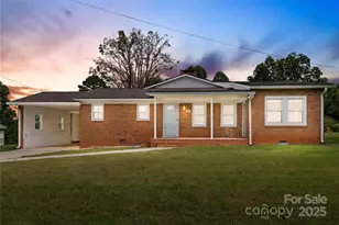 648 Scotts Creek Rd, Statesville, NC 28625 - Photo 1