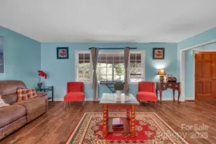 201 Bayberry Dr, Salisbury, NC 28147 - Photo 4