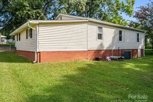 183 Hollywood St, Forest City, NC 28043 - Photo 4