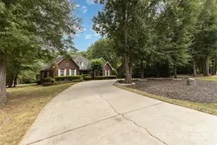 5619 Weddington Rd, Concord, NC 28027 - Photo 4