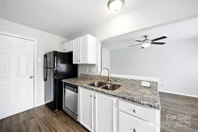 5334 Esther Lane, Charlotte, NC 28214 - Photo 14