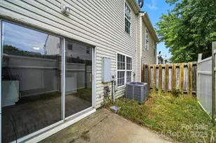 5334 Esther Ln, Charlotte, NC 28214 - Photo 18