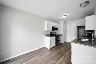 5334 Esther Ln, Charlotte, NC 28214 - Photo 10