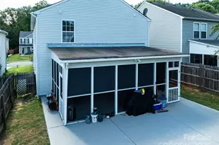 2737 Red Squirrel Trail, Charlotte, NC 28215 - Photo 32