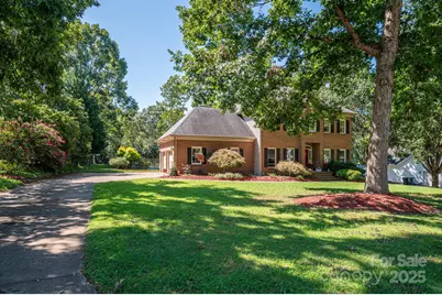 109 Nemans Cove, Cherryville, NC 28021 - Photo 2