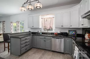 109 Nemans Cove, Cherryville, NC 28021 - Photo 8