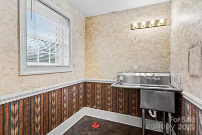 492 W Main Street, Forest City, NC 28043 - Photo 42