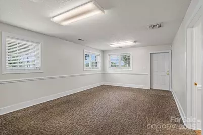 492 W Main Street, Forest City, NC 28043 - Photo 28