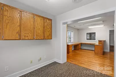 492 W Main Street, Forest City, NC 28043 - Photo 22