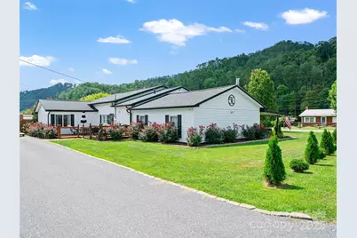 12240 Nc Highway 226 None, Bakersville, NC 28705 - Photo 2