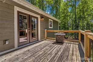 212 Walt Dr, Hendersonville, NC 28792 - Photo 40