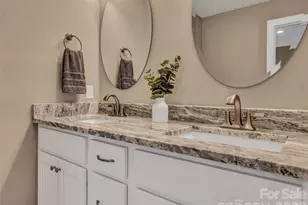 212 Walt Dr, Hendersonville, NC 28792 - Photo 32