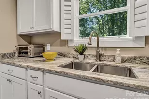 212 Walt Dr, Hendersonville, NC 28792 - Photo 26