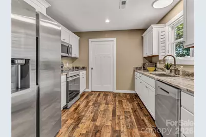 212 Walt Drive, Hendersonville, NC 28792 - Photo 24