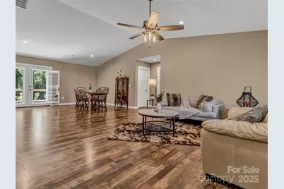 212 Walt Drive, Hendersonville, NC 28792 - Photo 14