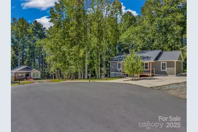 212 Walt Drive, Hendersonville, NC 28792 - Photo 6