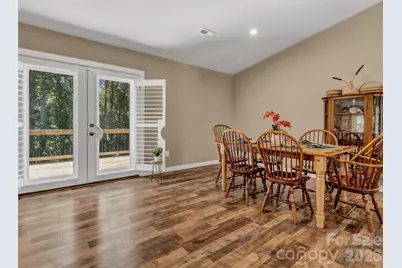 212 Walt Drive, Hendersonville, NC 28792 - Photo 20