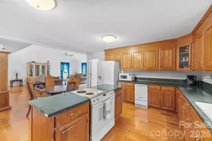 908 Ramseur Rd, Bessemer City, NC 28016 - Photo 10